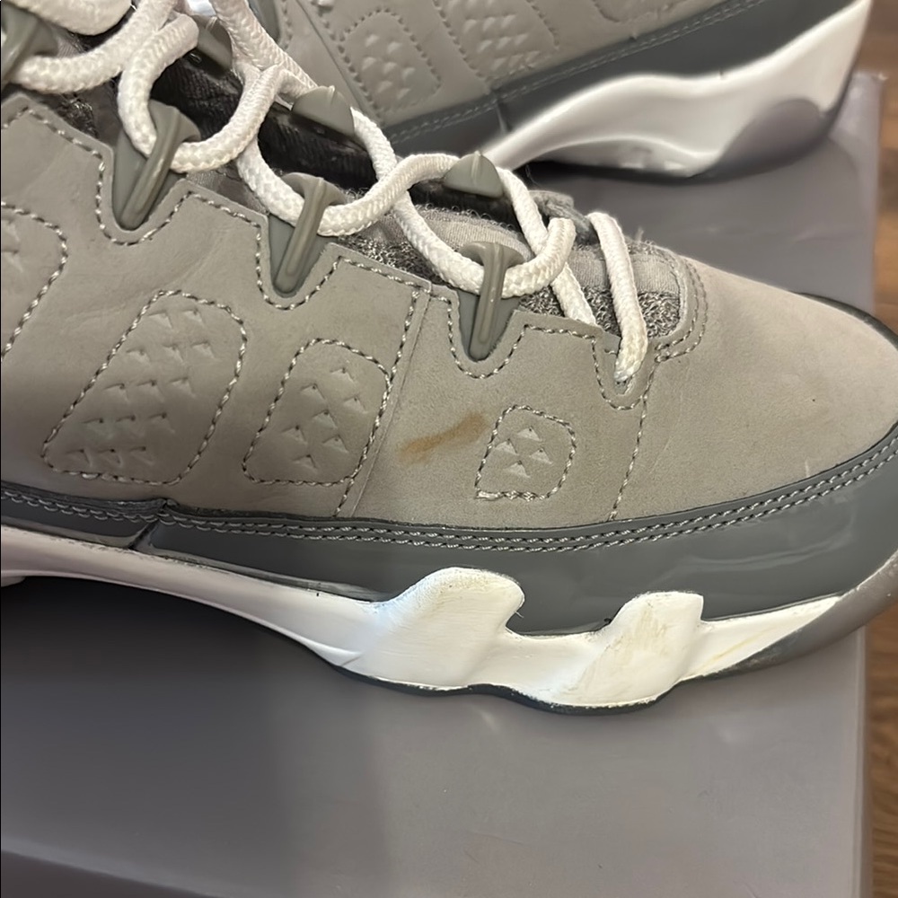 Jordan Kids Sneakers 6.5 Y Gray - Picture 4 of 11